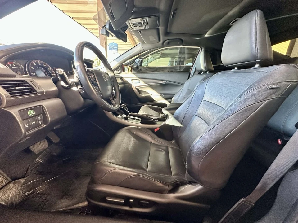 2016 Honda Accord 9th Gen - Image 11 of 16