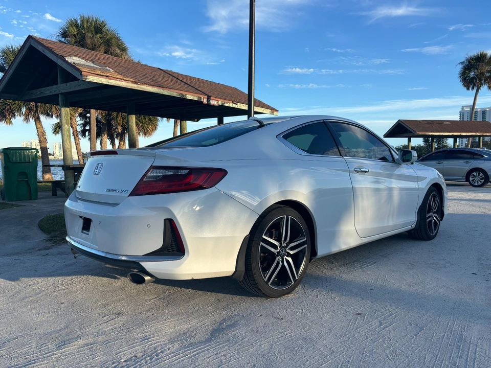 2016 Honda Accord 9th Gen - Image 7 of 8