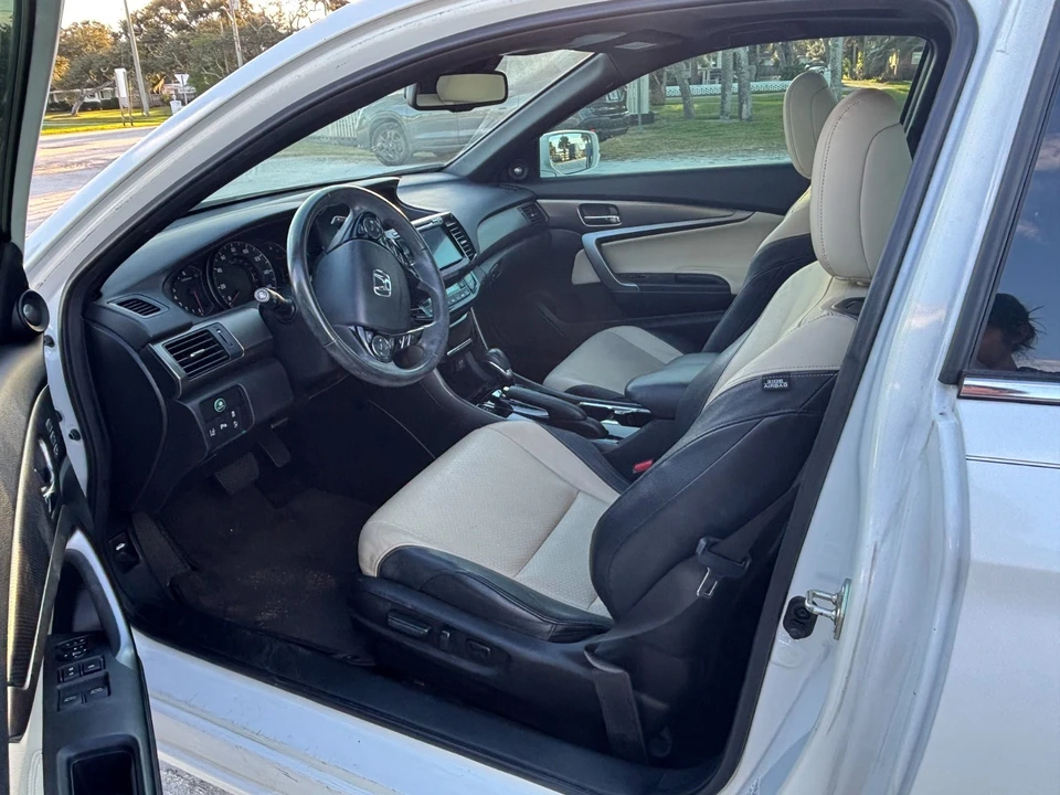 2016 Honda Accord 9th Gen - Image 2 of 8