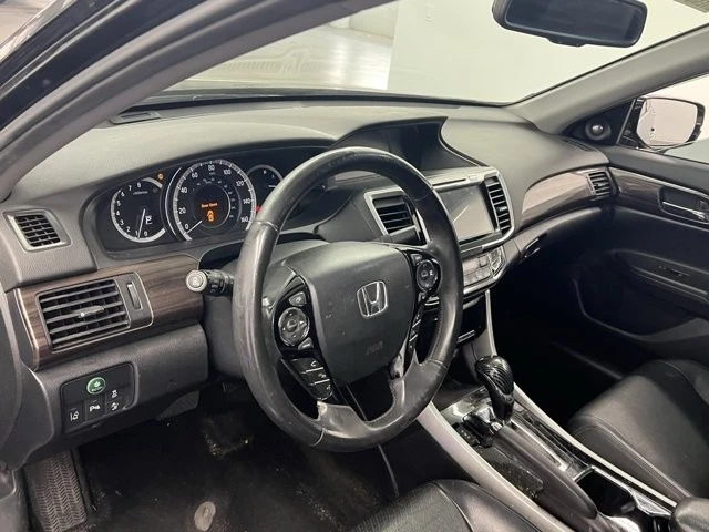 2016 Honda Accord 9th Gen - Image 6 of 7