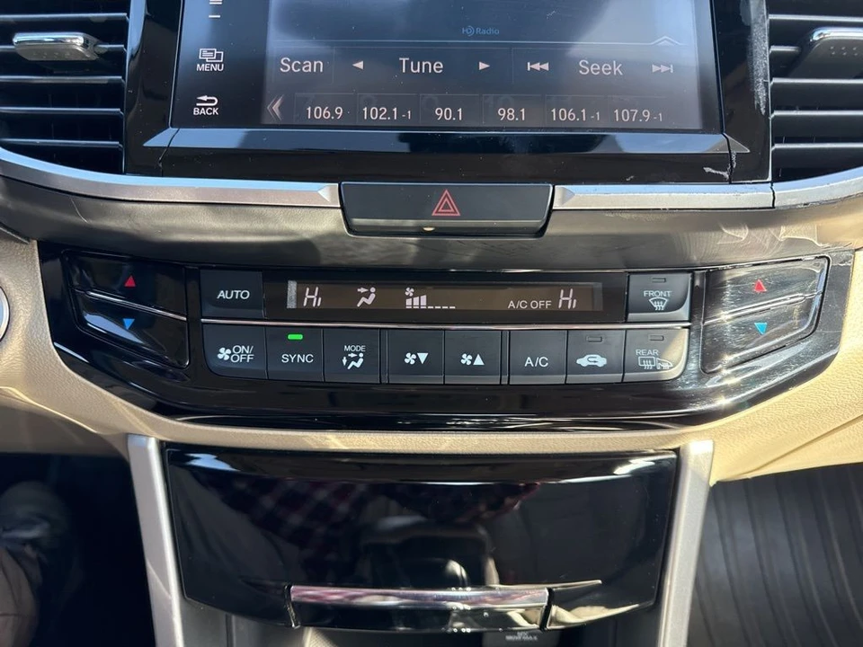 2016 Honda Accord 9th Gen - Image 21 of 21