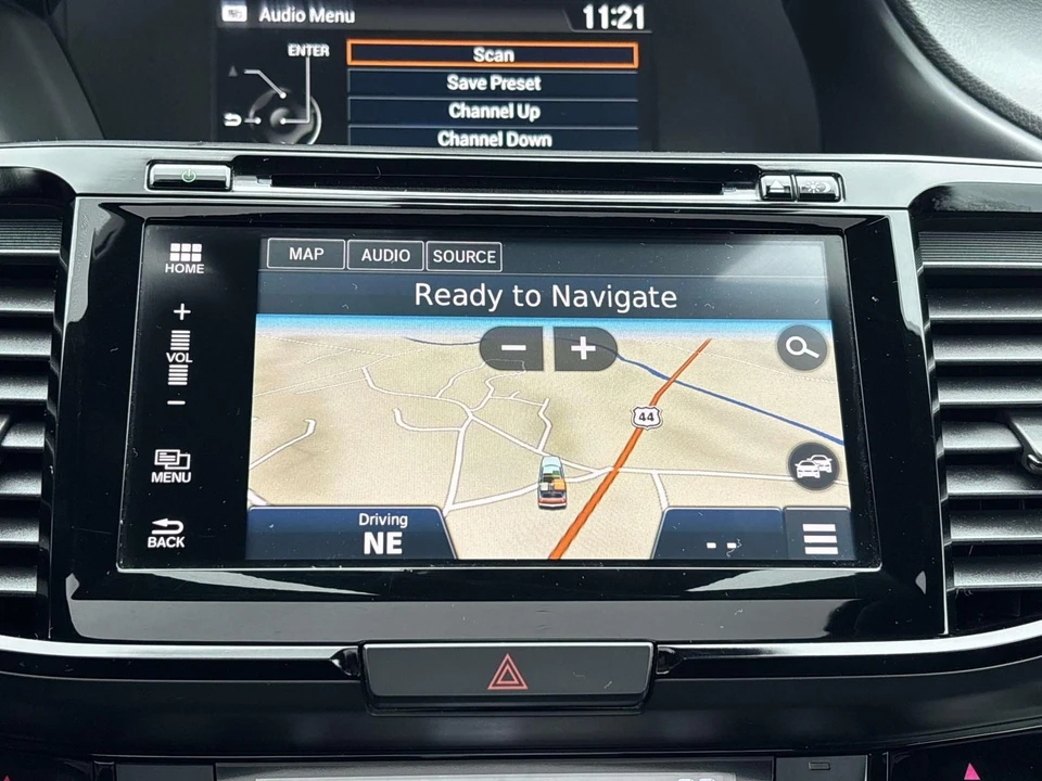 2016 Honda Accord 9th Gen - Image 19 of 21
