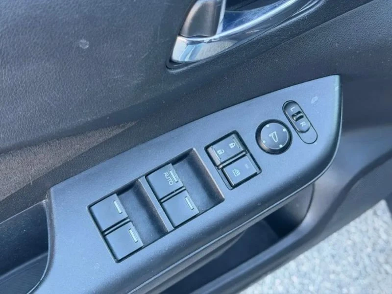 2016 Honda CR-V 4th Gen - Image 10 of 12