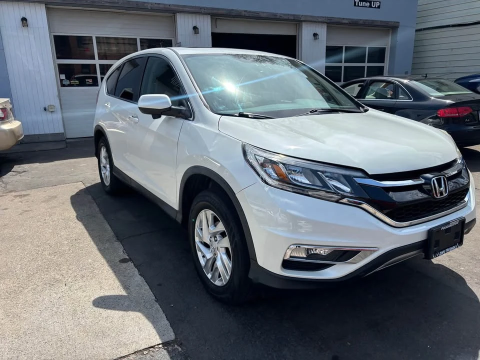 2016 Honda CR-V 4th Gen - Image 2 of 9