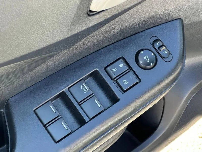 2016 Honda CR-V 4th Gen - Image 10 of 12