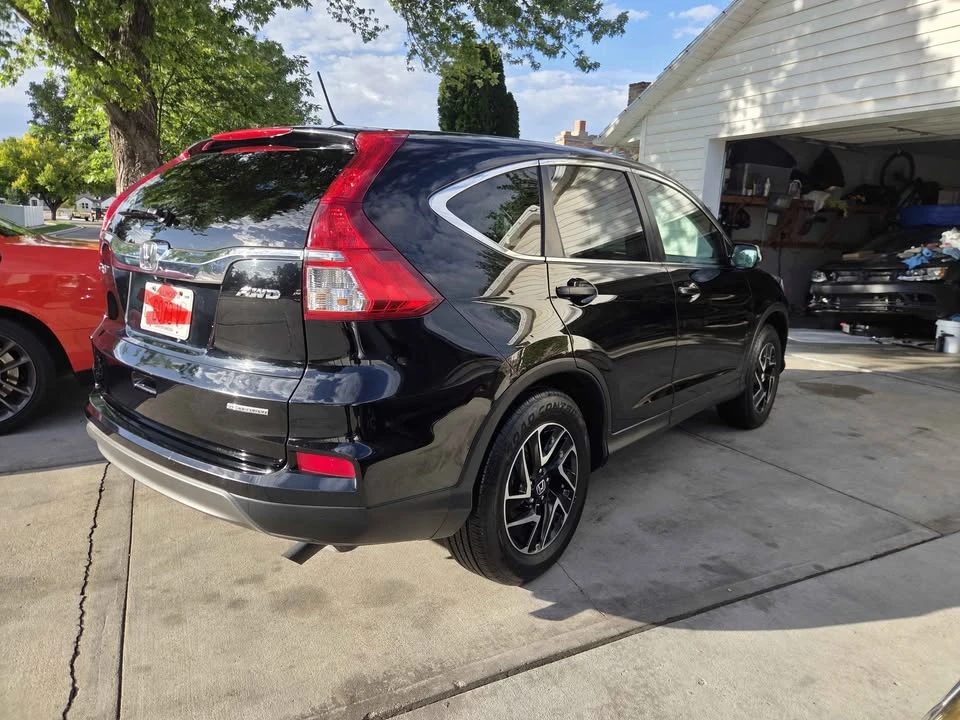 2016 Honda CR-V 4th Gen - Image 2 of 18