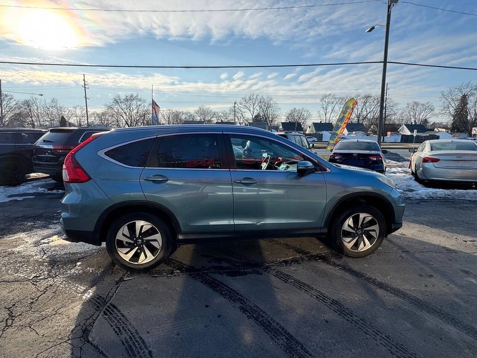 2016 Honda CR-V 4th Gen - Image 2 of 12