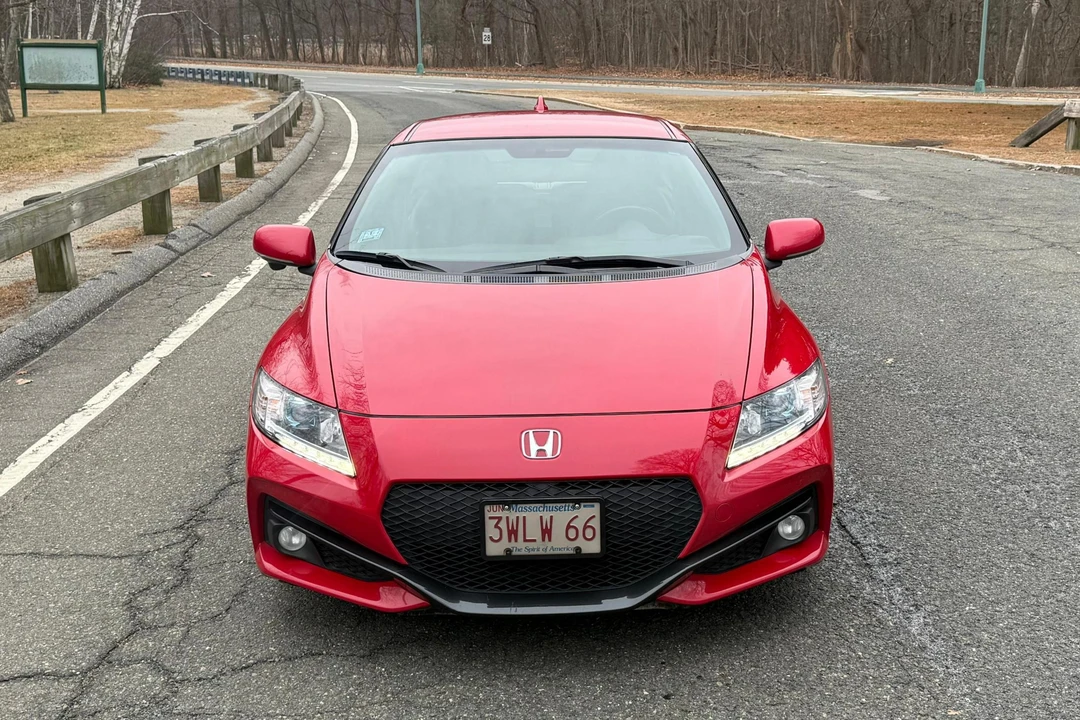 2016 Honda CR-Z - Image 2 of 31