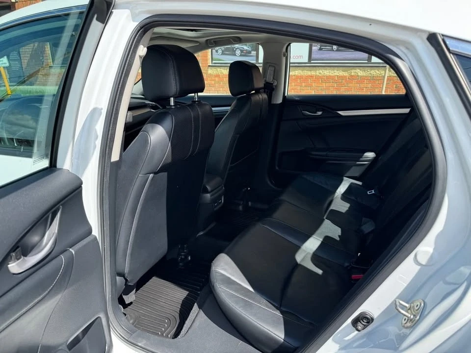 2016 Honda Civic 10th Gen - Image 9 of 18