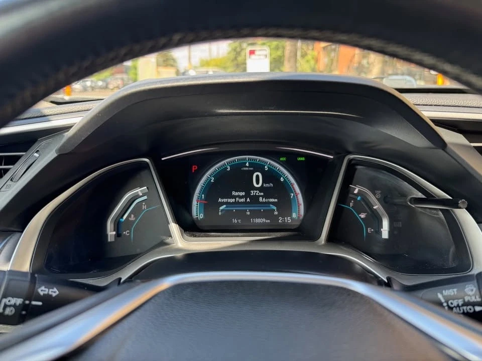 2016 Honda Civic 10th Gen - Image 13 of 18