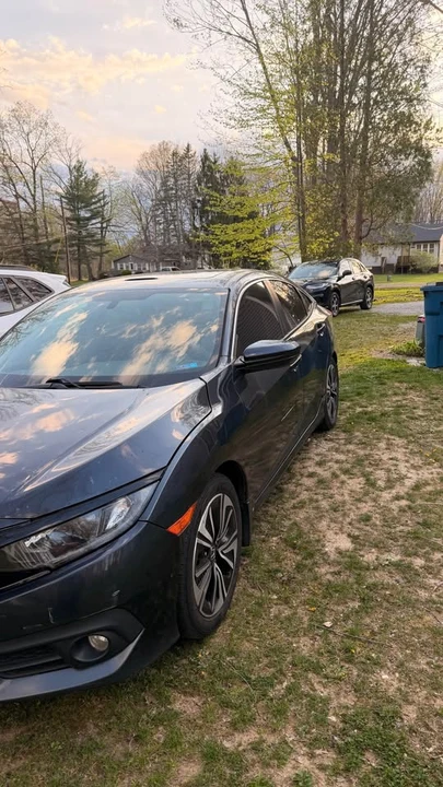 2016 Honda Civic 10th Gen - Image 5 of 8
