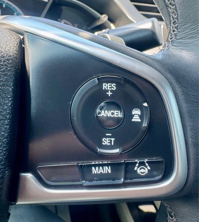 2016 Honda Civic 10th Gen - Image 13 of 15