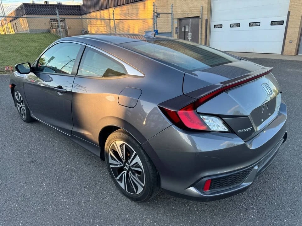 2016 Honda Civic 10th Gen - Image 3 of 12