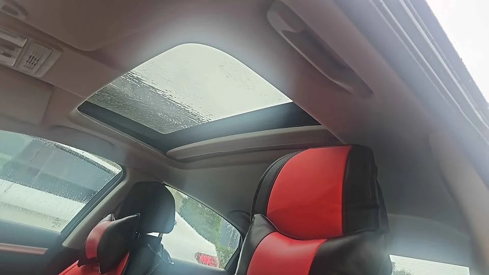 2016 Honda Civic 10th Gen - Image 5 of 5
