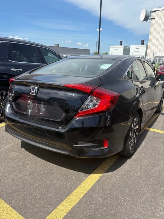 2016 Honda Civic 10th Gen - Image 4 of 6