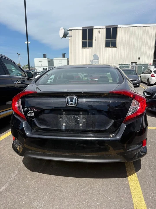 2016 Honda Civic 10th Gen - Image 5 of 6