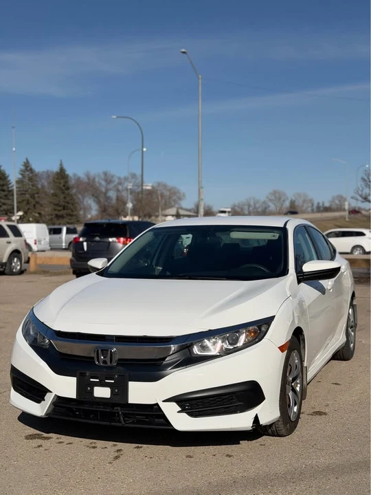 2016 Honda Civic 10th Gen - Image 3 of 8