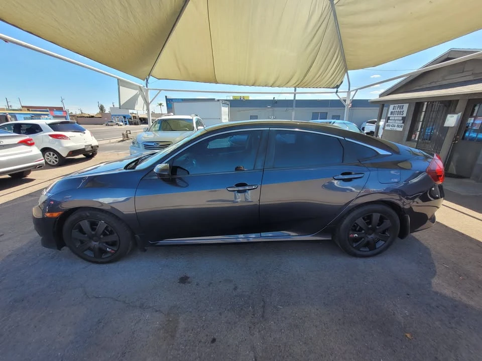 2016 Honda Civic 10th Gen - Image 2 of 18