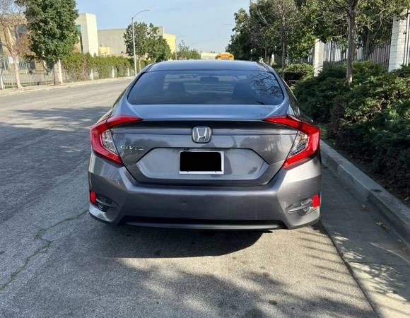 2016 Honda Civic 10th Gen - Image 5 of 10