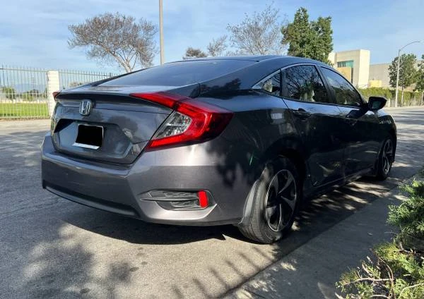 2016 Honda Civic 10th Gen - Image 6 of 10