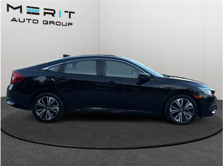 2016 Honda Civic 10th Gen - Image 10 of 12