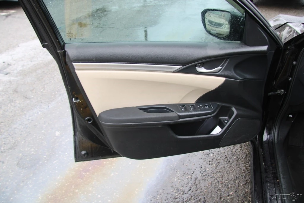 2016 Honda Civic 10th Gen - Image 11 of 21