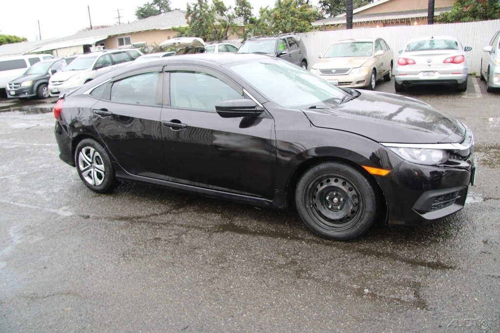 2016 Honda Civic 10th Gen - Image 7 of 21