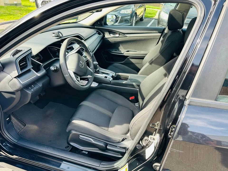 2016 Honda Civic 10th Gen - Image 5 of 8