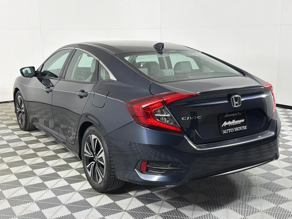 2016 Honda Civic 10th Gen - Image 7 of 12