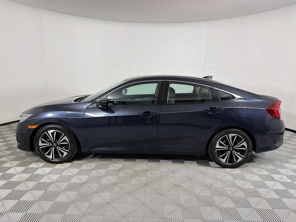 2016 Honda Civic 10th Gen - Image 8 of 12