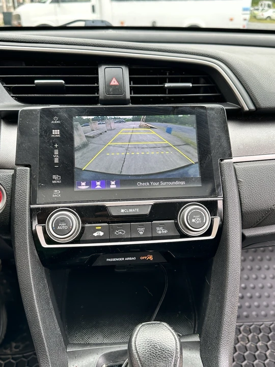 2016 Honda Civic 10th Gen - Image 14 of 17