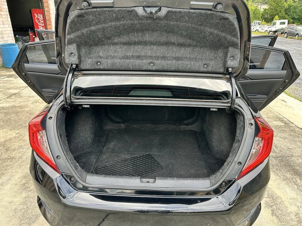 2016 Honda Civic 10th Gen - Image 16 of 17