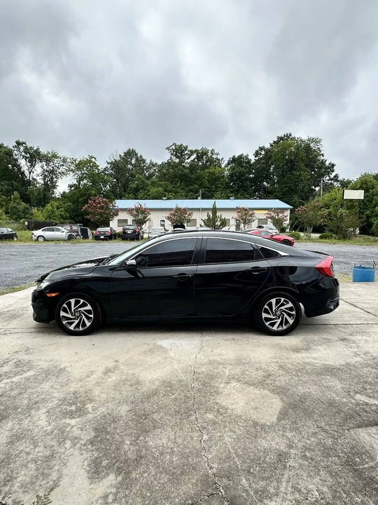 2016 Honda Civic 10th Gen - Image 3 of 17