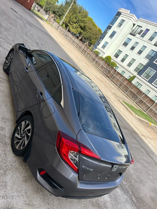2016 Honda Civic 10th Gen - Image 7 of 21