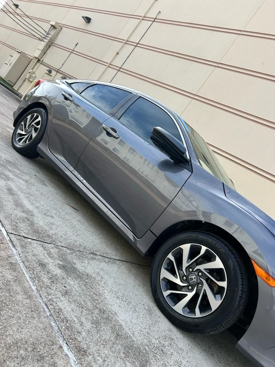 2016 Honda Civic 10th Gen - Image 6 of 21