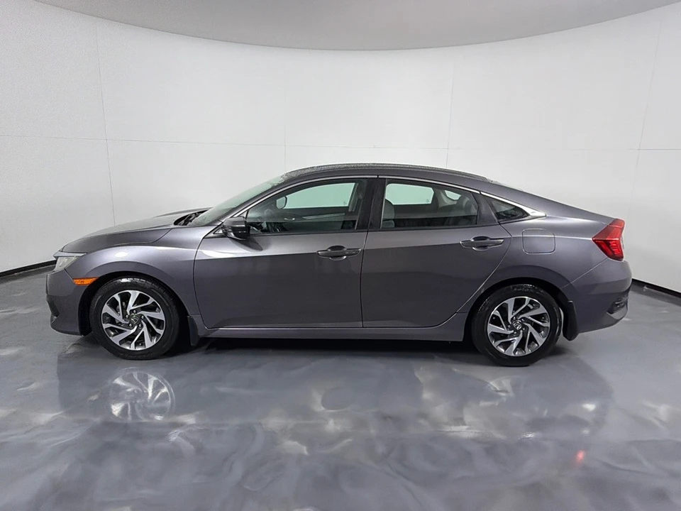 2016 Honda Civic 10th Gen - Image 8 of 25