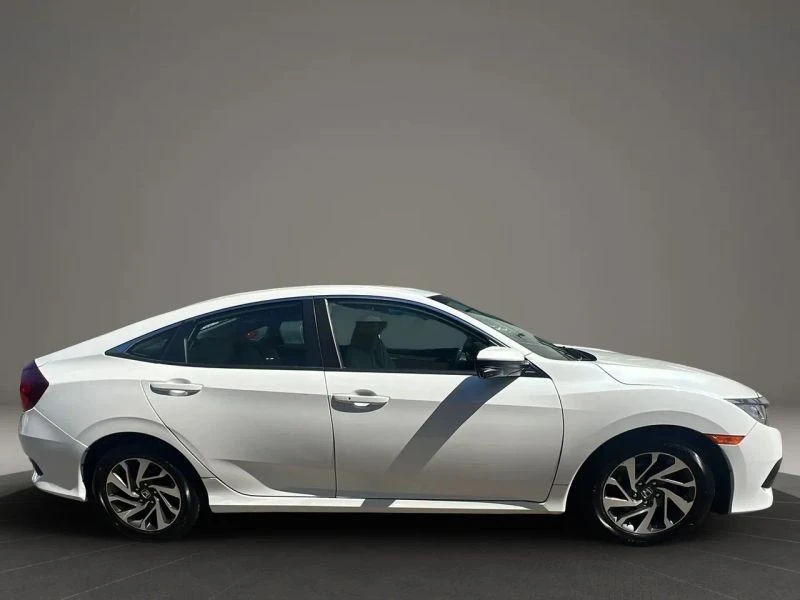 2016 Honda Civic 10th Gen - Image 4 of 12