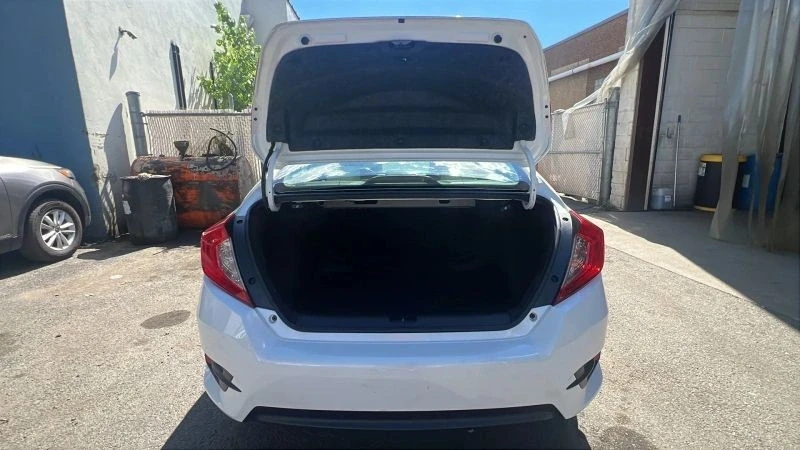 2016 Honda Civic 10th Gen - Image 9 of 12