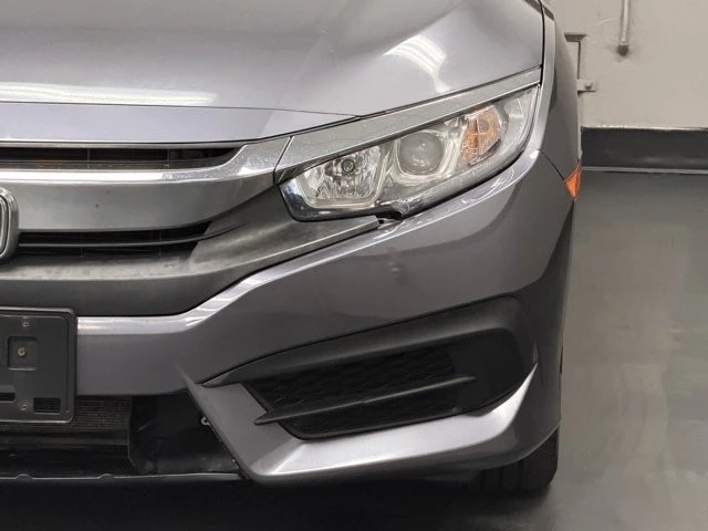 2016 Honda Civic 10th Gen - Image 8 of 12