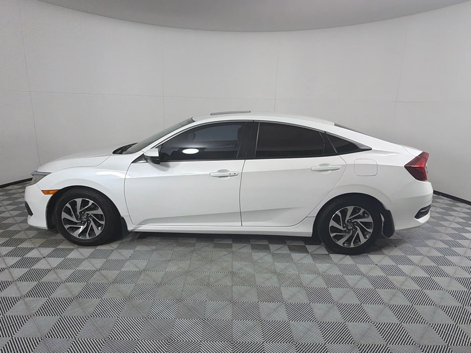 2016 Honda Civic 10th Gen - Image 8 of 24