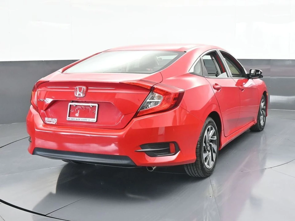 2016 Honda Civic 10th Gen - Image 5 of 12