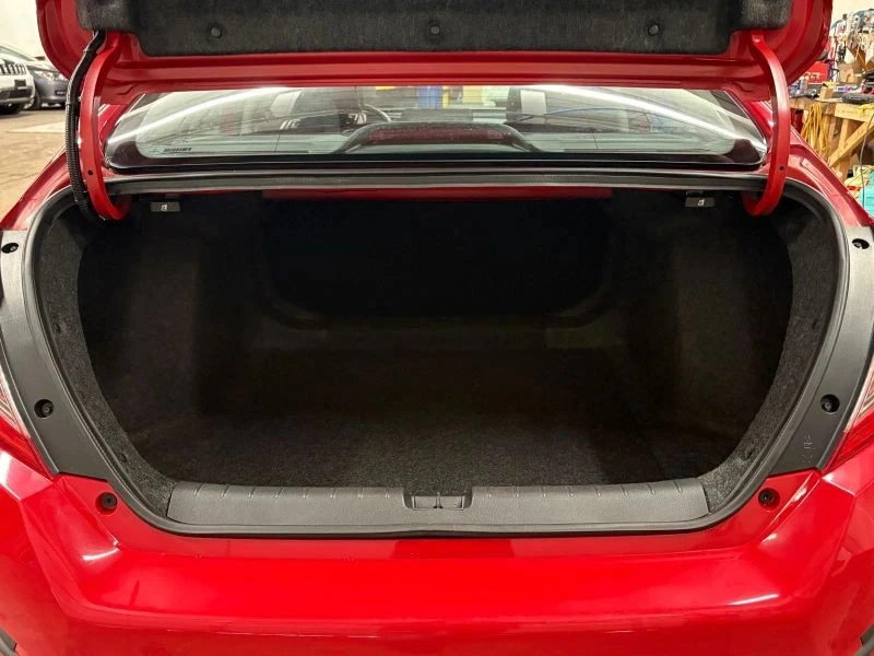 2016 Honda Civic 10th Gen - Image 9 of 12