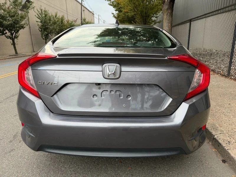 2016 Honda Civic 10th Gen - Image 6 of 12