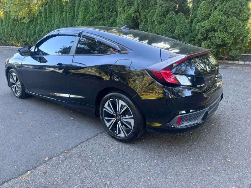 2016 Honda Civic 10th Gen - Image 5 of 12