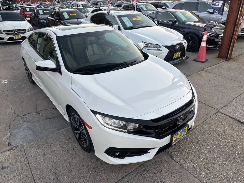2016 Honda Civic 10th Gen - Image 8 of 21