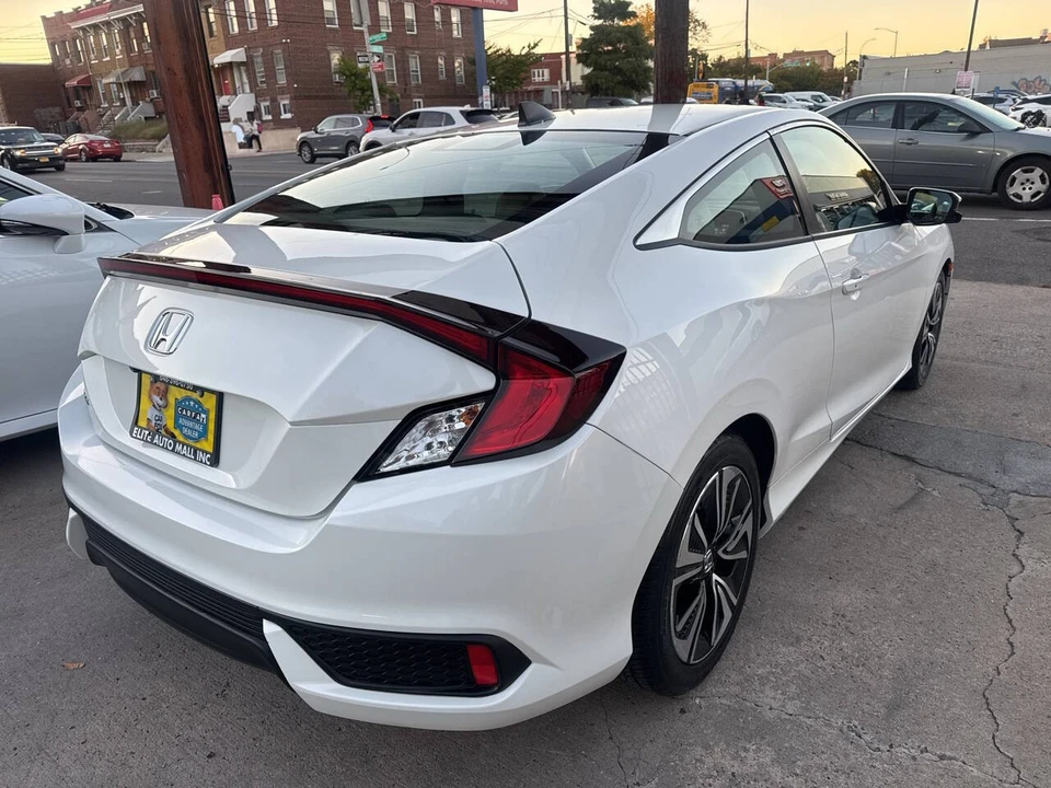 2016 Honda Civic 10th Gen - Image 7 of 21