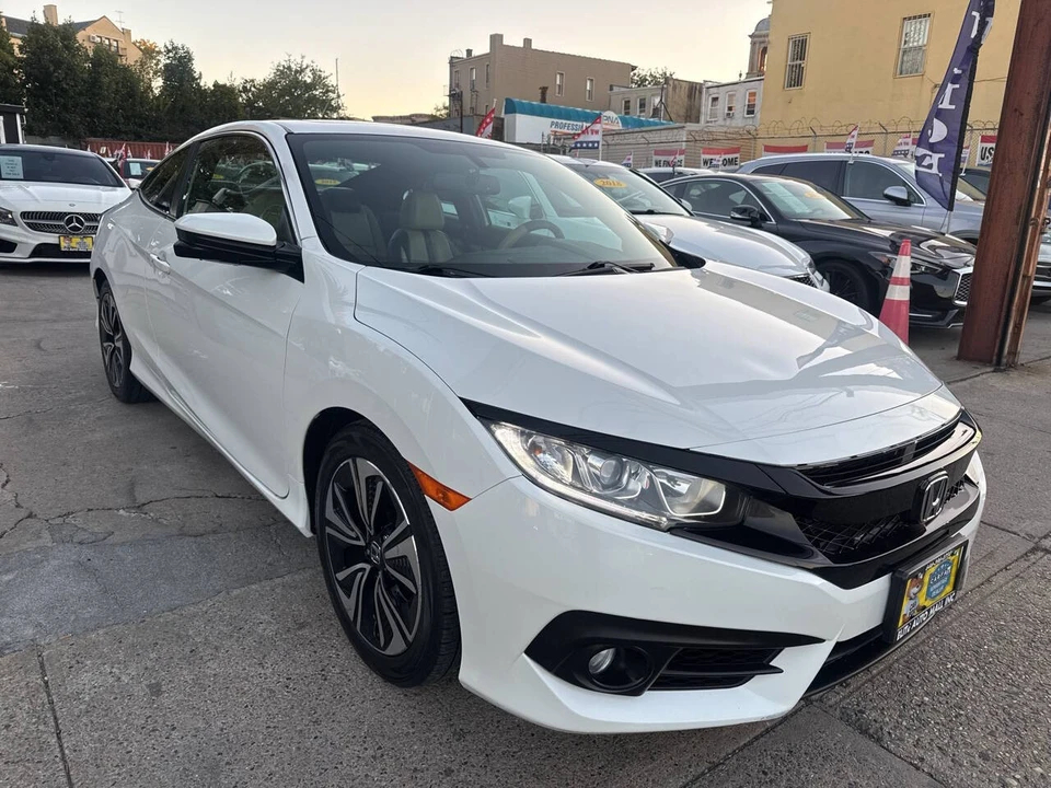2016 Honda Civic 10th Gen - Image 2 of 21
