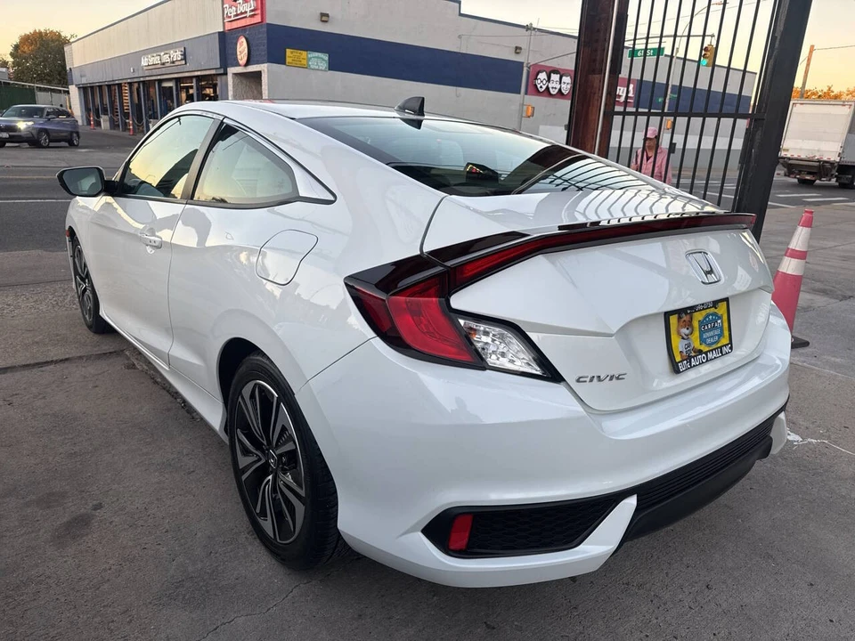 2016 Honda Civic 10th Gen - Image 5 of 21