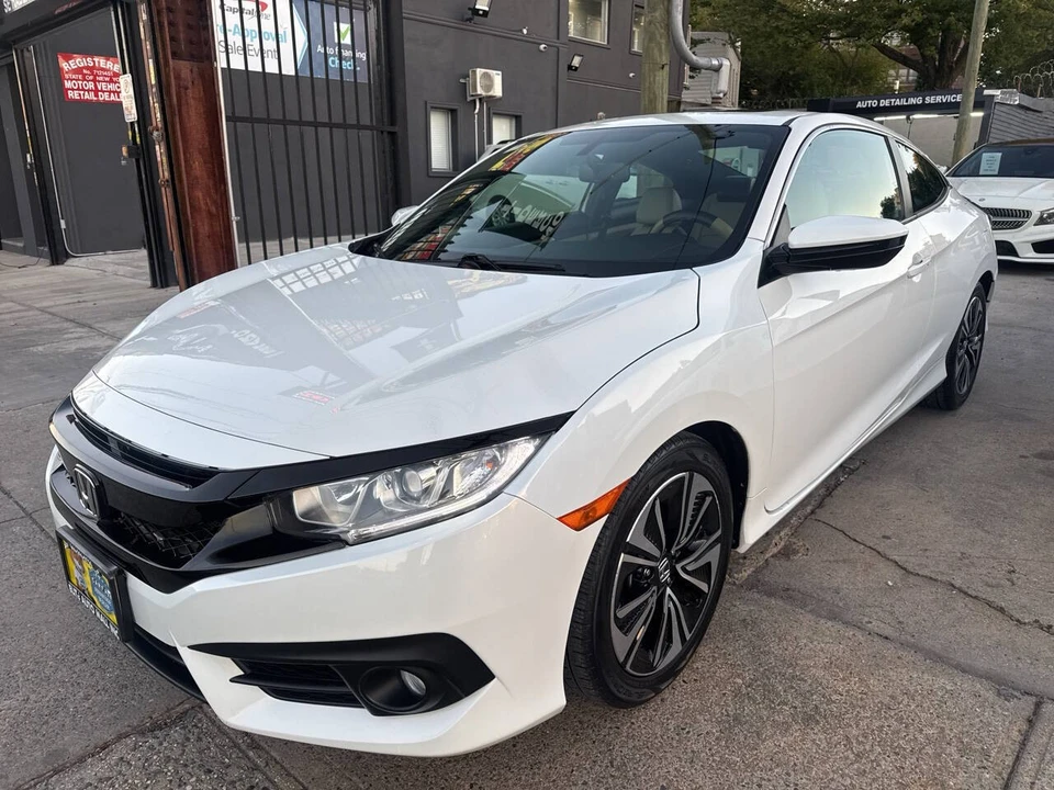 2016 Honda Civic 10th Gen - Image 4 of 21