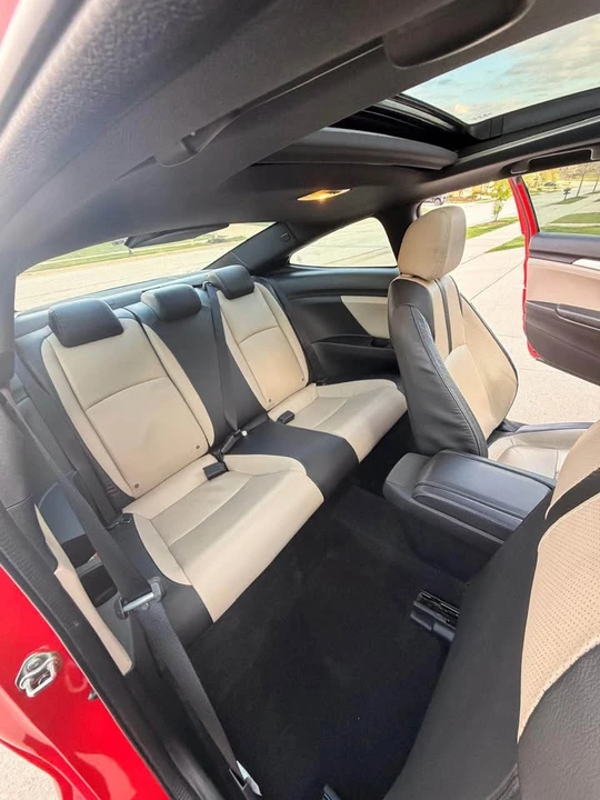 2016 Honda Civic 10th Gen - Image 11 of 19